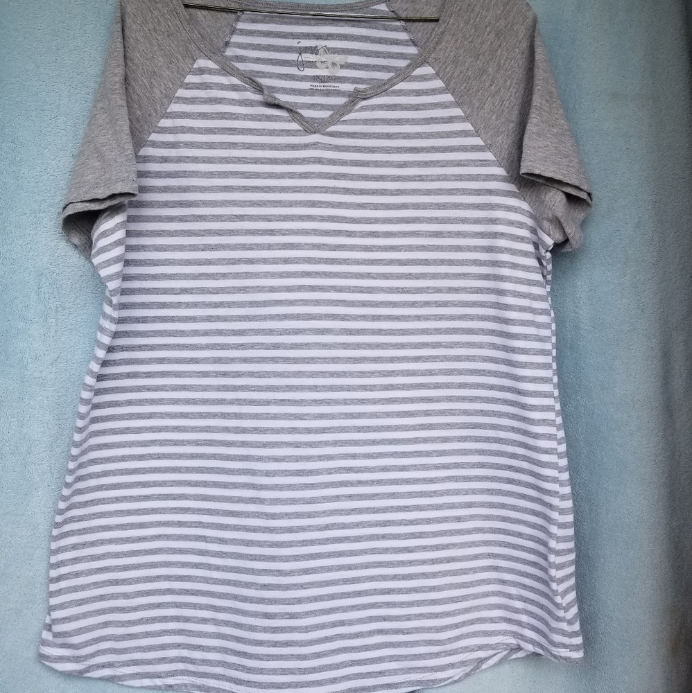 Just My Size short sleeve shirt